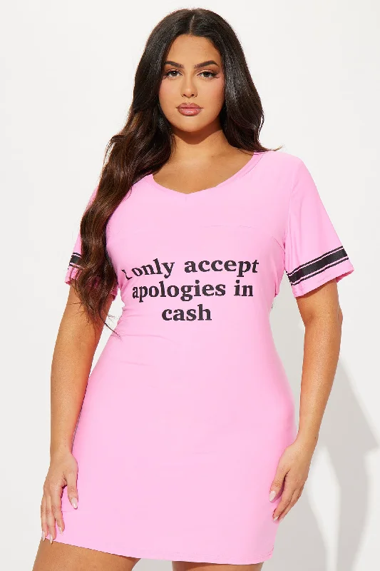 only-accept-apologizes-in-cash-pj-sleep-shirt-pink