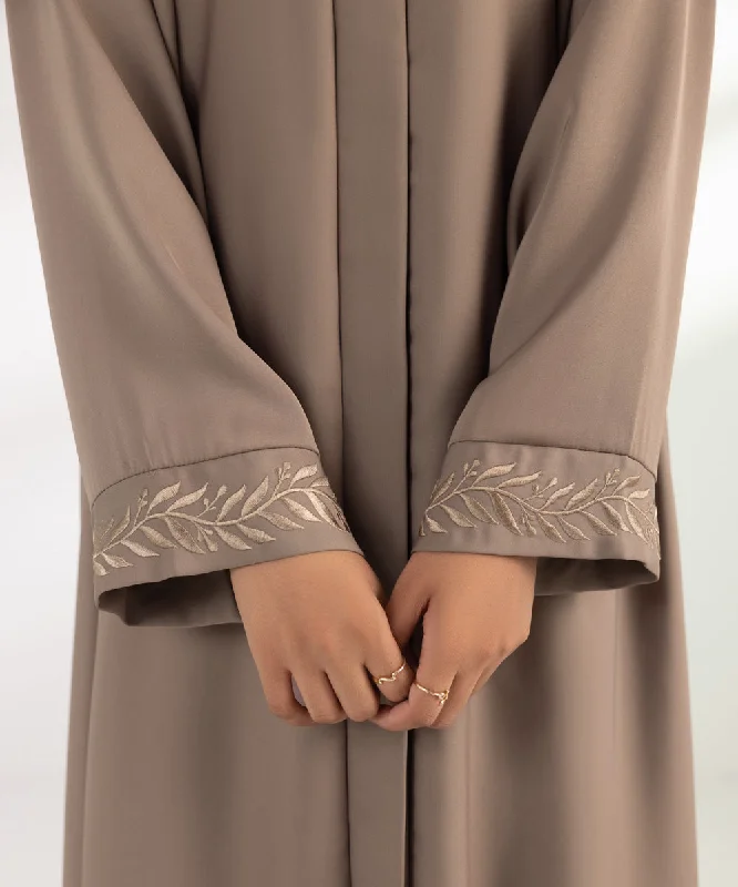 Embroidered Button Through Abaya