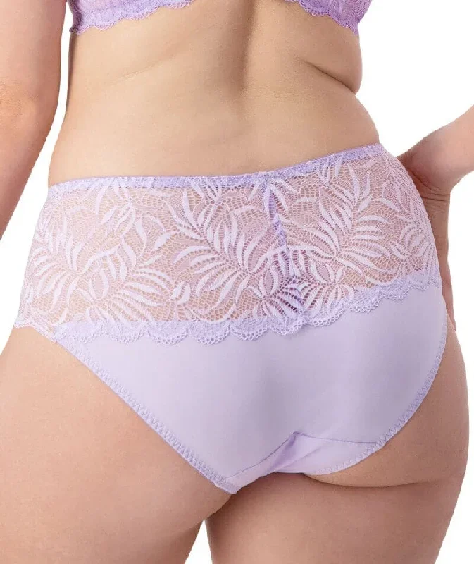 triumph-essential-lace-maxi-brief-sweet-lavender