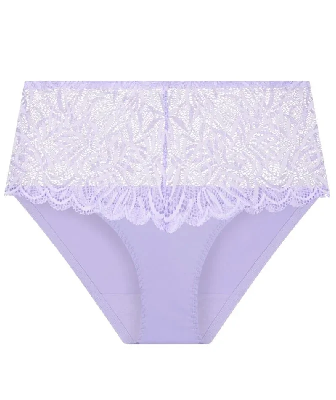 triumph-essential-lace-maxi-brief-sweet-lavender